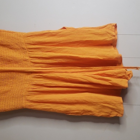 Women's Sleeveless Woven Smocked Romper Halter Wild Fable mango orange - Picture 7 of 8